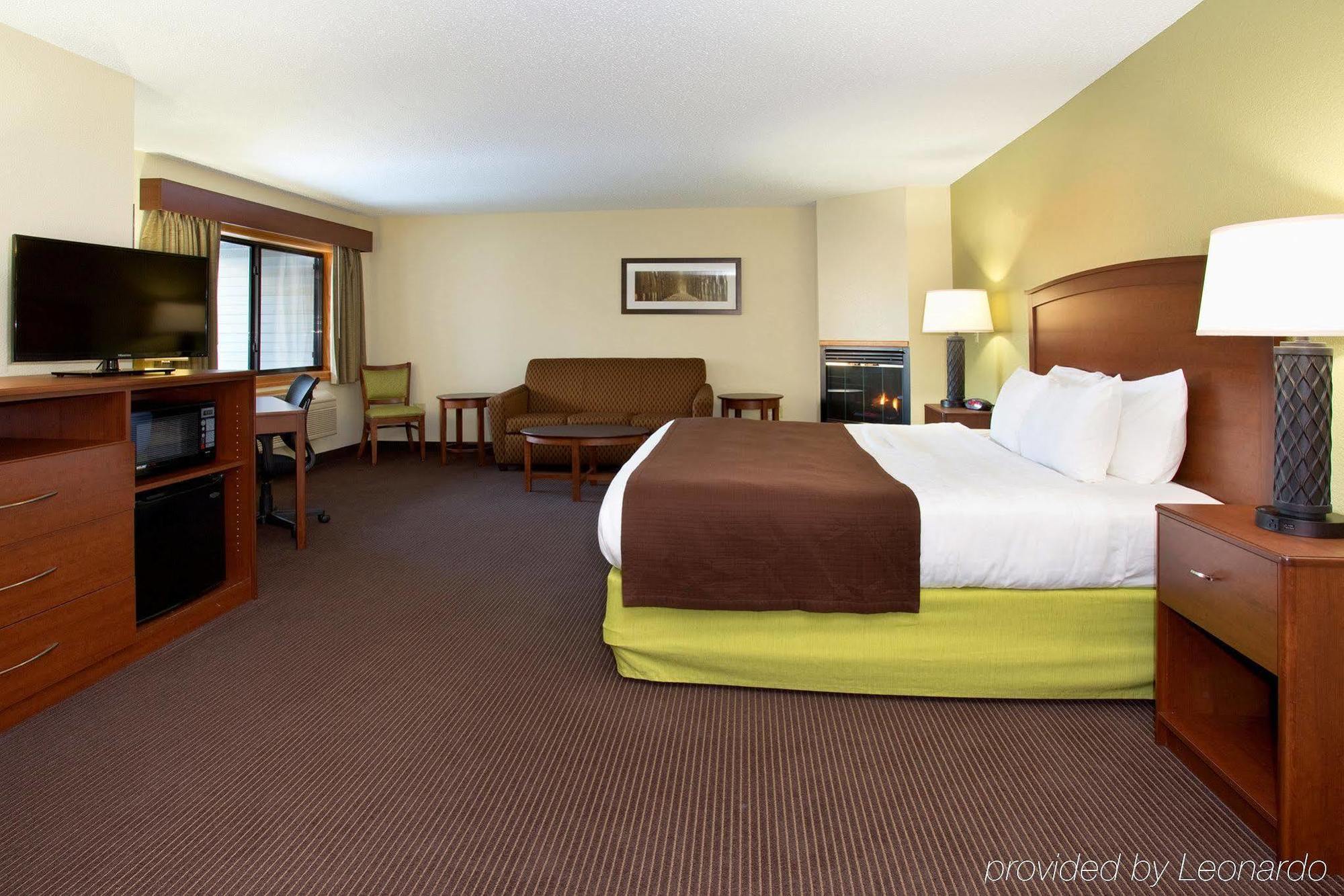 Hotel Cobblestone & - 2*