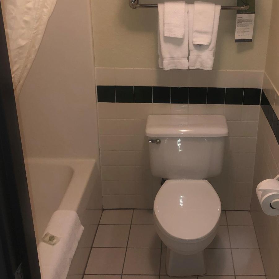 Hotel Cobblestone & - Wisconsin Rapids